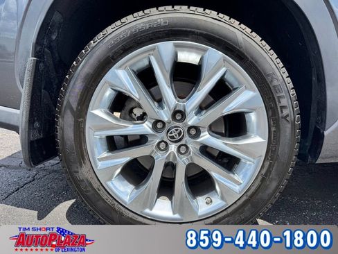 Used 2020 Toyota Highlander Limited AWD/4WD image 21