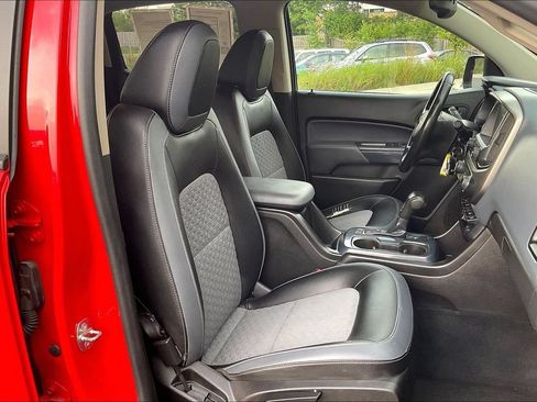 Used 2015 Chevrolet Colorado Z71 AWD/4WD image 7
