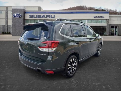 Used 2024 Subaru Forester Limited AWD/4WD image 5