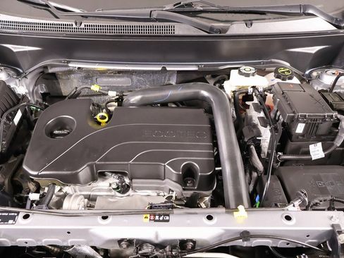 Used 2024 Chevrolet Equinox LT image 19