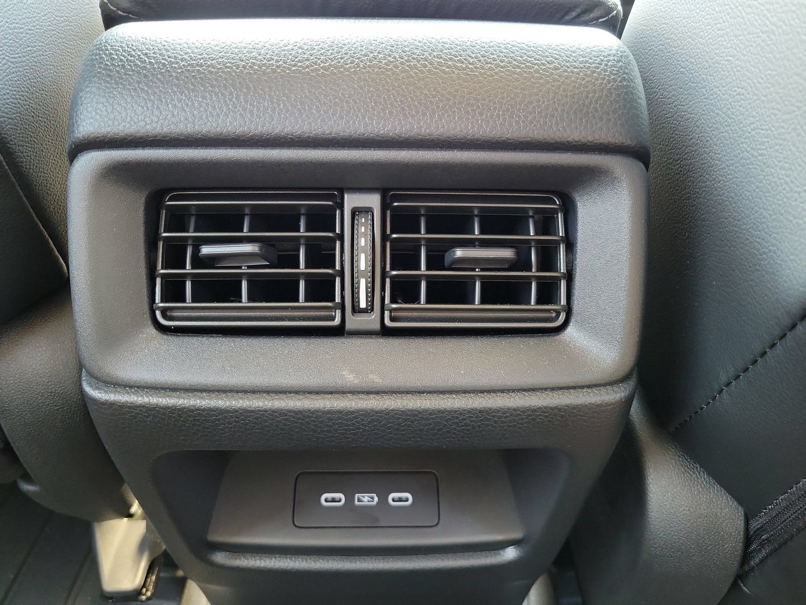 Used 2025 Honda CR-V EX-L image 11