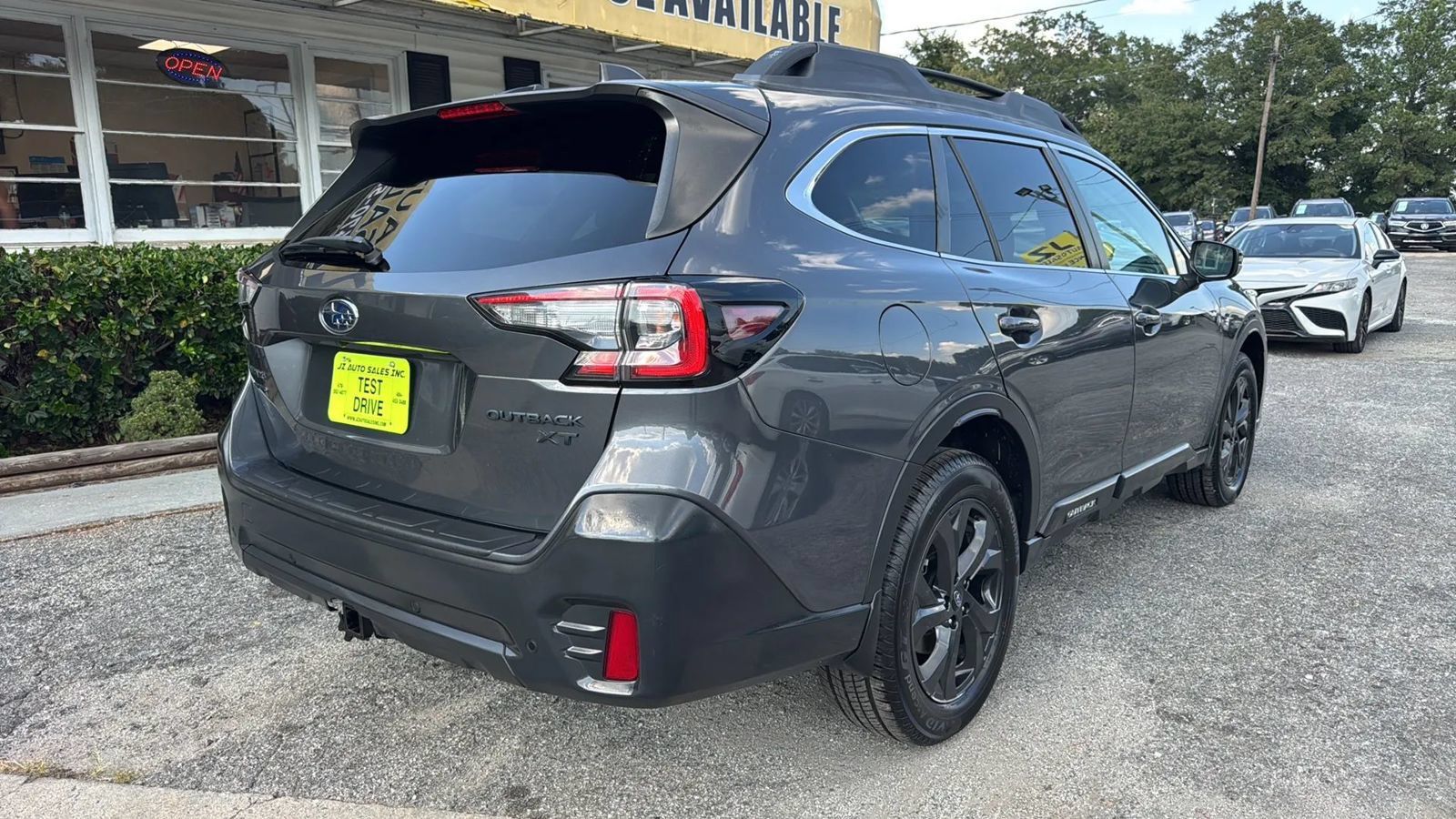 Used 2020 Subaru Outback Onyx Edition XT w/ Popular Package #2 AWD/4WD image 3