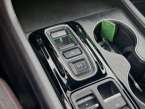 Certified 2024 Honda Pilot Sport image 15