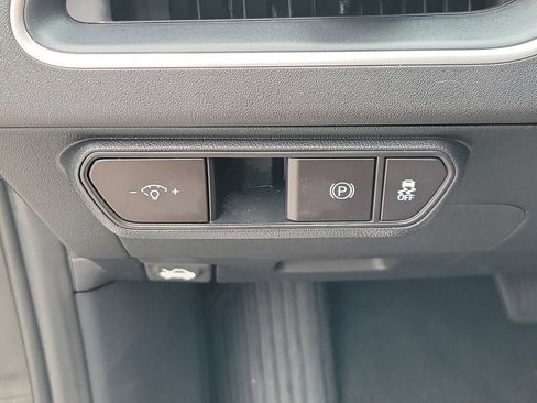 Used 2025 Kia K4 LXS FWD image 29