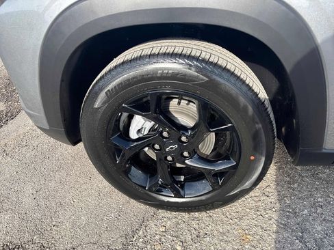 New 2026 Chevrolet Trax LT w/ Driver Confidence Package image 33