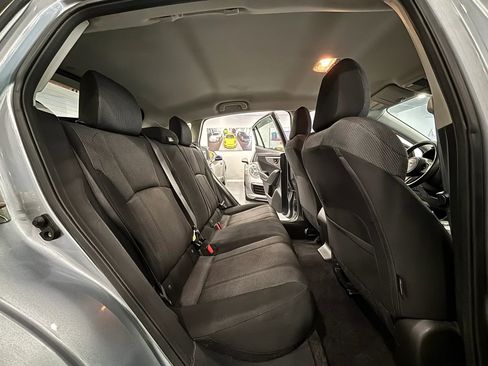 Used 2017 Subaru Impreza 2.0i AWD/4WD image 16