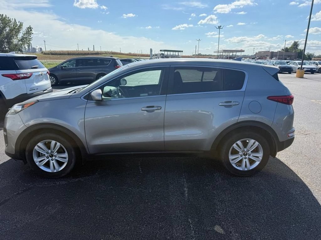 Used 2019 Kia Sportage LX FWD image 3