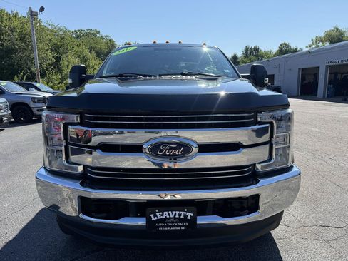 Used 2017 Ford F250 XL w/ Power Equipment Group AWD/4WD image 5