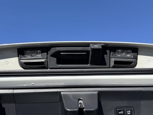 Used 2021 Porsche Panamera image 14