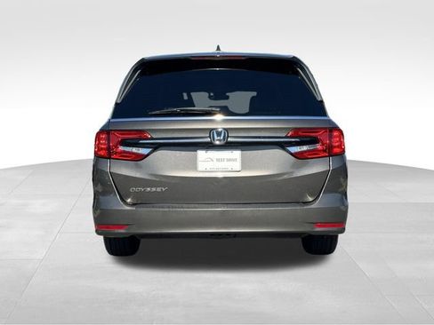 Used 2023 Honda Odyssey EX-L image 4