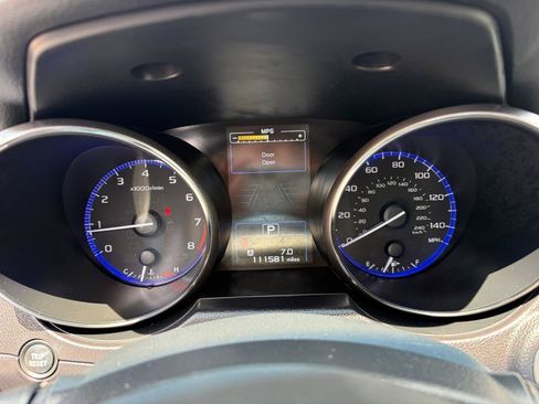Used 2017 Subaru Legacy 2.5i Limited AWD/4WD image 11