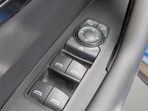 Used 2021 Chevrolet Blazer RS w/ Enhanced Convenience Package image 15