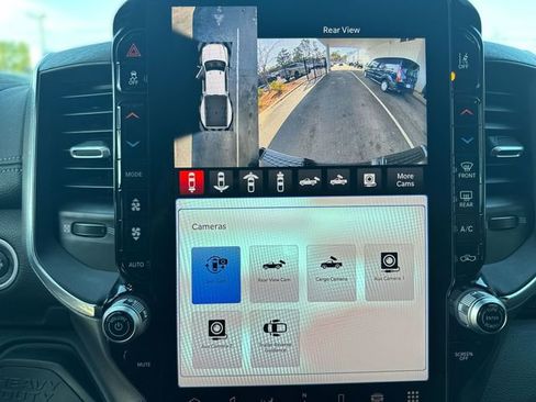 Used 2025 RAM 3500 Laramie image 18