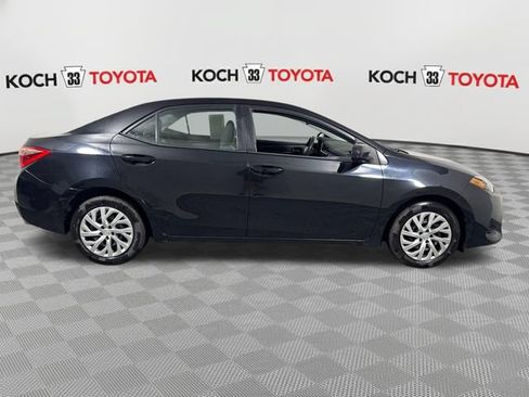 Used 2019 Toyota Corolla LE FWD image 9