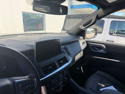 Used 2024 Chevrolet Tahoe LT w/ Luxury Package AWD/4WD image 13
