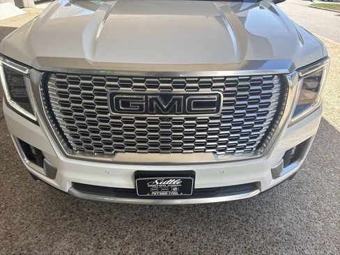 Certified 2021 GMC Yukon Denali AWD/4WD image 31
