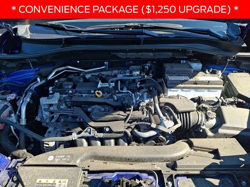 Used 2024 Toyota Corolla Cross XLE w/ Convenience Package AWD/4WD image 27