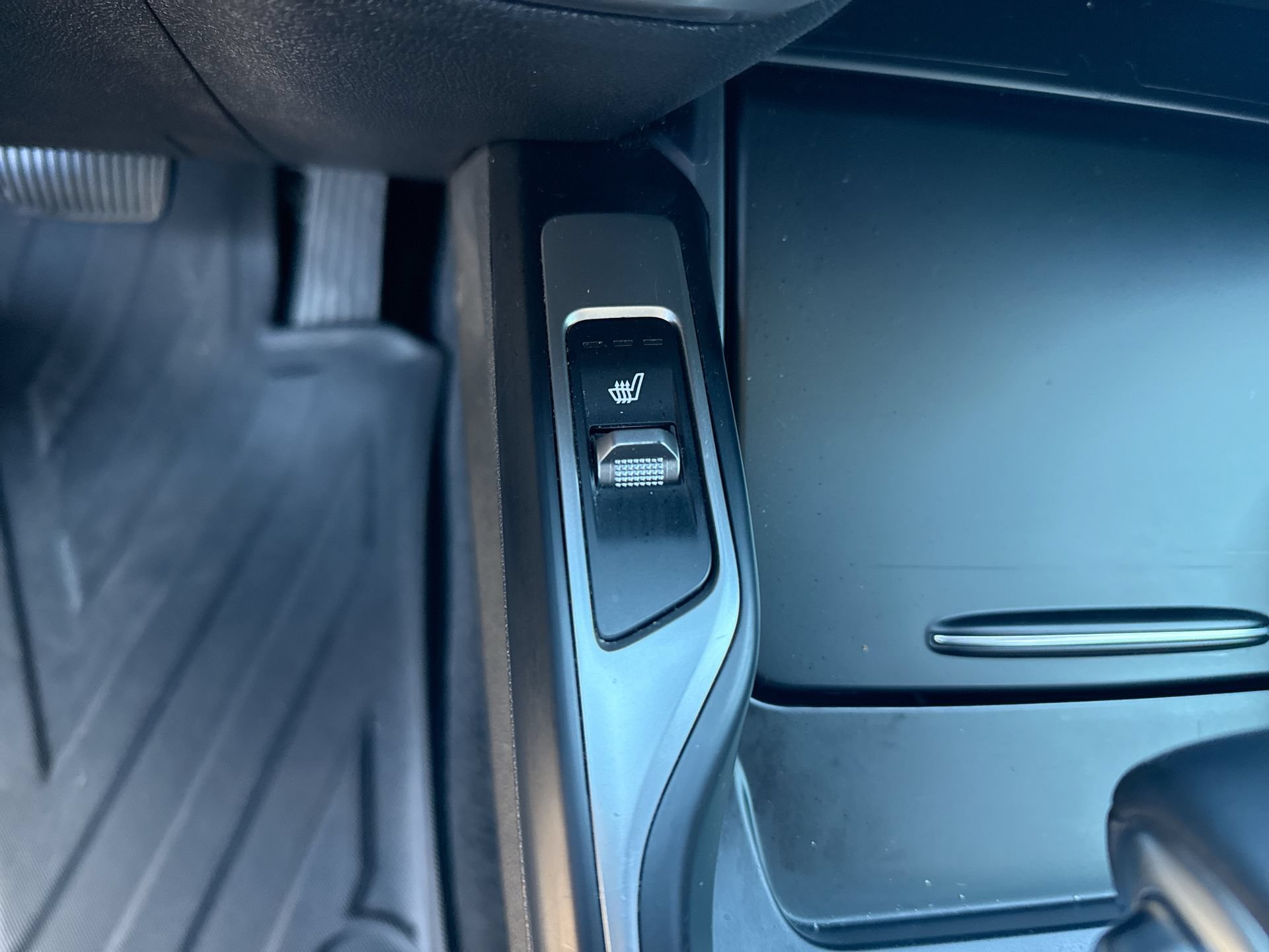 Used 2023 Kia Sorento S w/ Panoramic Sunroof Package FWD image 11