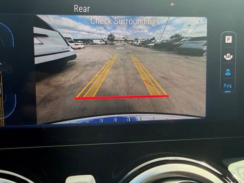 Used 2025 Mercedes-Benz GLA 250 image 9