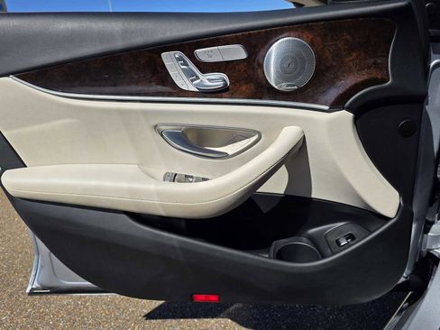 Used 2023 Mercedes-Benz E 450 4MATIC All-Terrain Wagon image 17