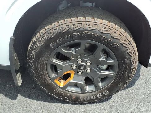 Used 2025 Ford Maverick Tremor AWD/4WD image 12