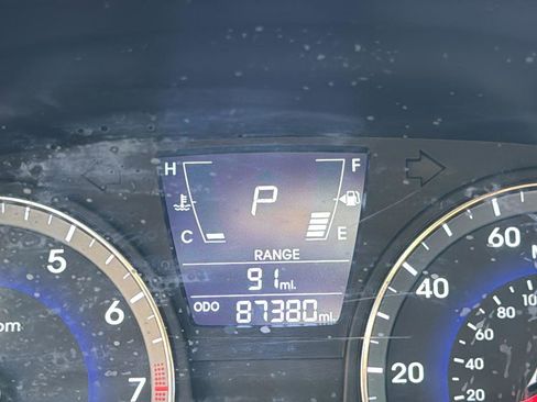 Used 2012 Hyundai Accent GS image 11