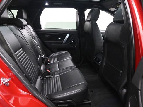 Used 2022 Land Rover Discovery Sport SE image 17