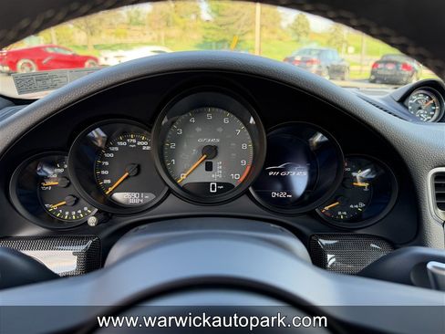 Used 2019 Porsche 911 GT3 RS image 11