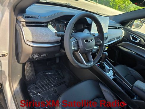 New 2026 Jeep Compass Latitude AWD/4WD image 23