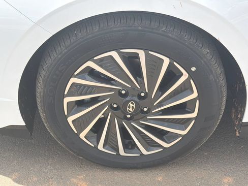 New 2026 Hyundai Sonata SEL FWD image 12