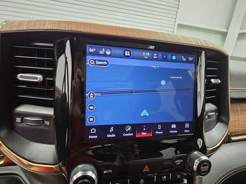 Used 2022 RAM 1500 Limited w/ Body Color Bumper Group image 17