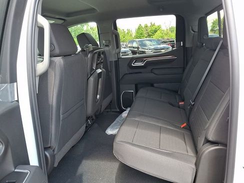 New 2026 Chevrolet Silverado 1500 LT w/ Safety Package AWD/4WD image 5