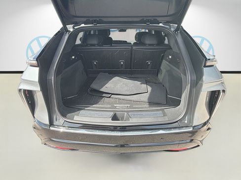 Used 2024 Cadillac Lyriq Luxury image 27