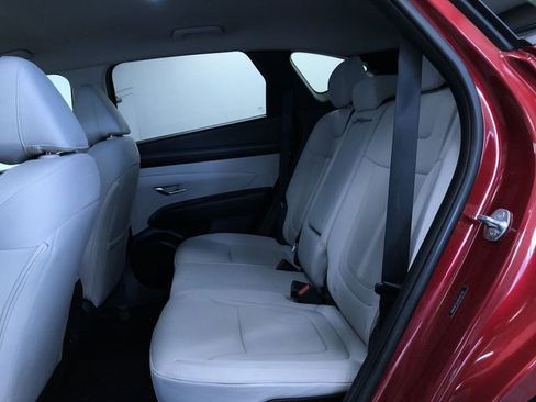 Used 2025 Hyundai Tucson SEL AWD/4WD image 19