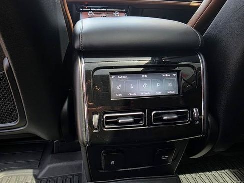 Used 2022 Lincoln Aviator Reserve w/ Equipment Group 201A AWD/4WD image 29