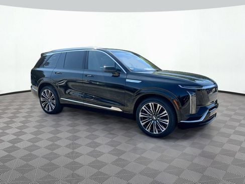 New 2026 Cadillac Vistiq Premium Luxury w/ LPO, Floor Liner Package AWD/4WD image 3