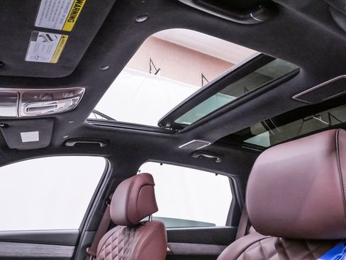 Certified 2026 Genesis GV80 3.5T Prestige image 10