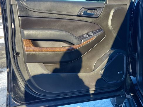 Used 2019 Chevrolet Tahoe LT image 15