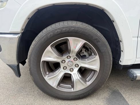 Used 2021 RAM 1500 Laramie AWD/4WD image 7