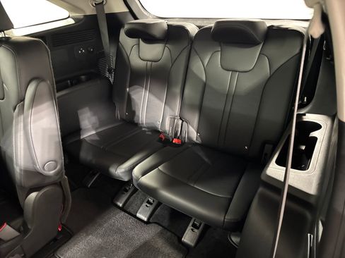 Certified 2025 Kia Sorento EX w/ EX Panoramic Sunroof Package AWD/4WD image 56