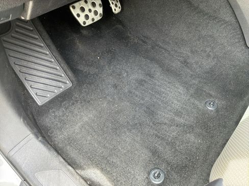 Used 2025 Toyota Tundra Limited w/ TRD Off-Road Package AWD/4WD image 17