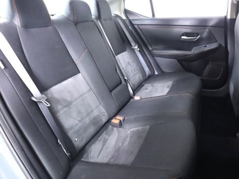 Used 2025 Nissan Sentra SR FWD image 40