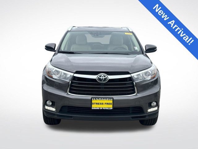 Used 2016 Toyota Highlander Limited Platinum AWD/4WD image 3