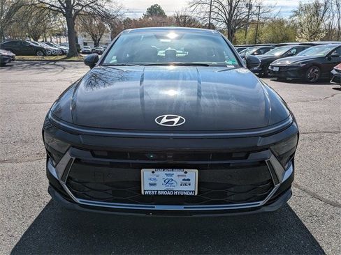 New 2025 Hyundai Sonata Limited image 9