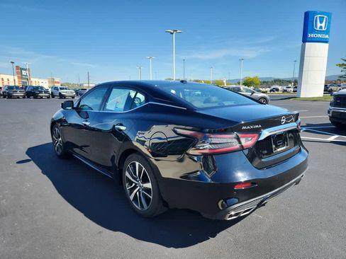 Used 2023 Nissan Maxima SV w/ Floor Mat Group image 4