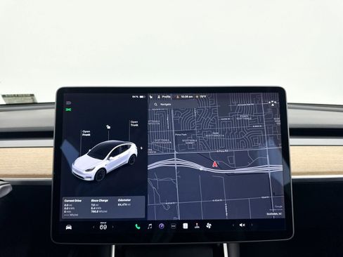 Used 2020 Tesla Model Y Long Range image 19