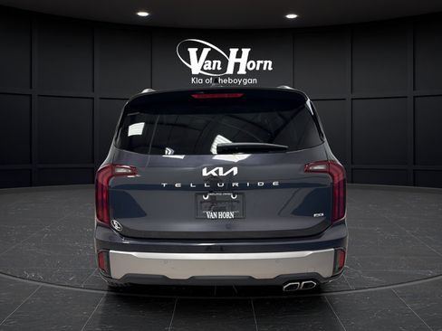 Used 2025 Kia Telluride S AWD/4WD image 6