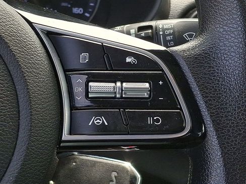 Certified 2023 Kia Forte LXS w/ LXS Technology Package FWD image 20