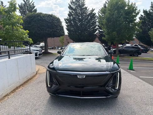 Used 2024 Cadillac Lyriq Sport w/ LPO, Floor Liner Package AWD/4WD image 3