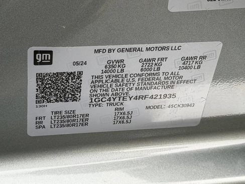 Used 2024 Chevrolet Silverado 3500 LT image 28